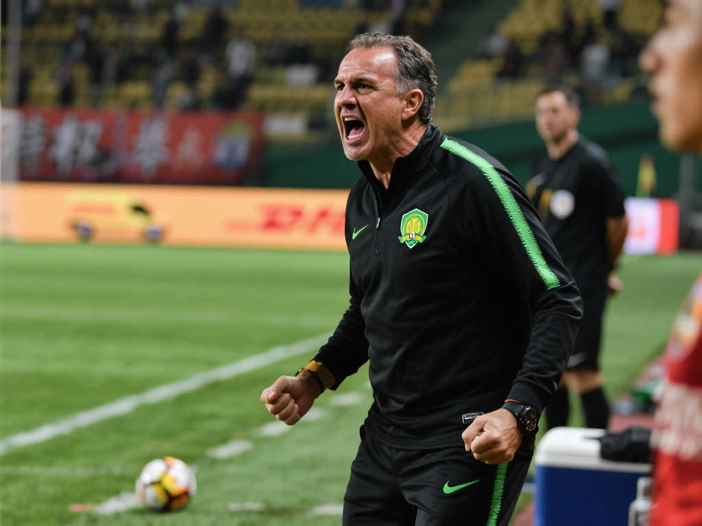 队贡献了精 队贡献了精